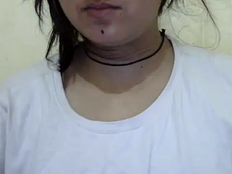 Snapshot of Anika_Singh chatting on April 2026 11:13:02 AM Anika Singh online show from April 2026 11:13:02 AM