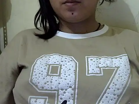 Snapshot of Anika_Singh chatting on April 2026 02:48:01 PM Anika Singh online show from April 2026 02:48:01 PM