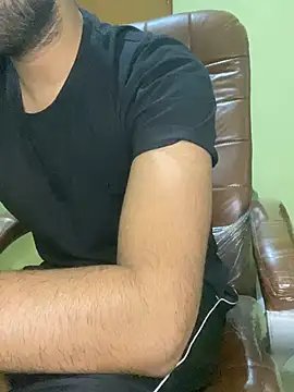 hotyyyyjonny online show from April 2026 03:17:01 AM