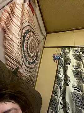 oxLILxMELOxo online show from November 2025 07:19:01 PM