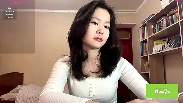 HuldaKye online show from February 2026 12:04:02 PM