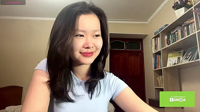 HuldaKye online show from March 2026 12:11:01 PM