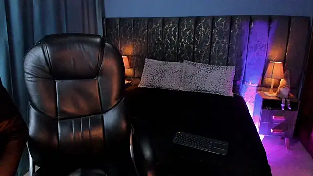 Atenea Velle online show from January 2026 01:13:02 PM