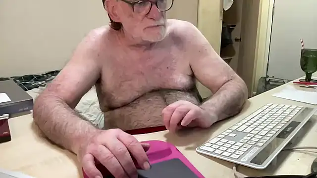 Snapshot of coach-karl chatting on June 2026 10:47:02 PM coach-karl online show from June 2026 10:47:02 PM