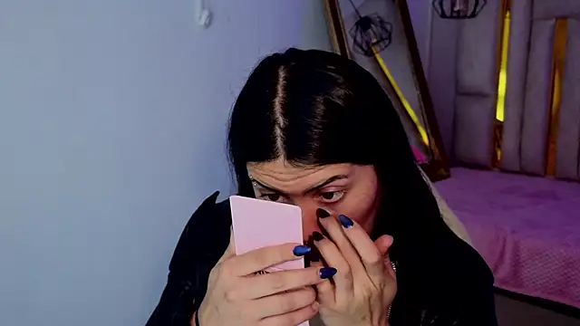 Brandy collinss online show from April 2026 07:16:01 PM