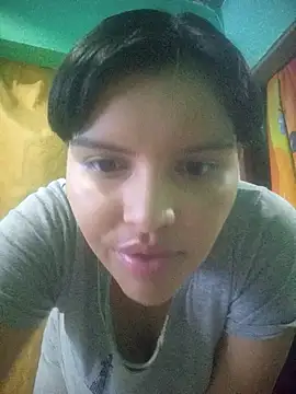 Snapshot of Rosa_gt chatting on November 2025 05:13:01 PM Rosa gt online show from November 2025 05:13:01 PM