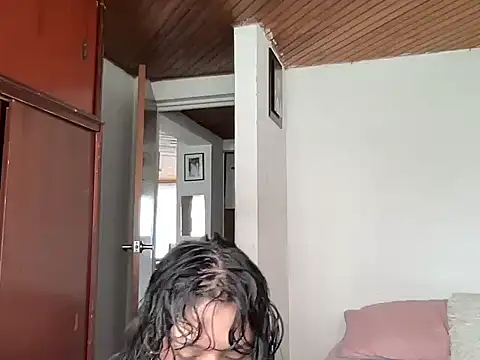 Snapshot of Dreana chatting on February 2026 04:19:01 PM Dreana online show from February 2026 04:19:01 PM