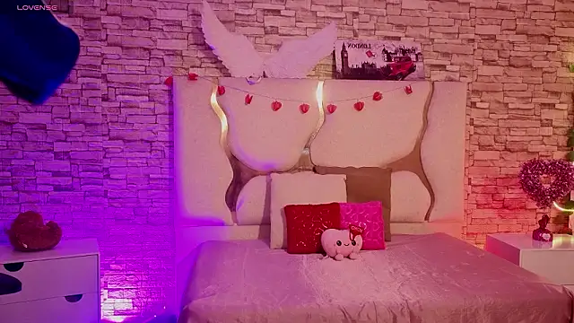 Joselyn tay online show from February 2026 12:10:02 PM