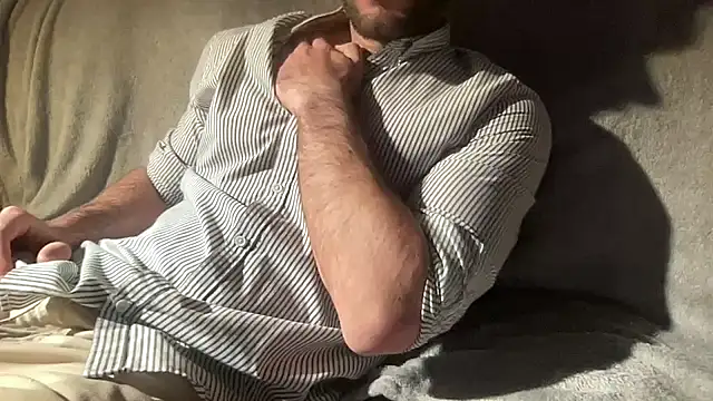 Pmendes98 online show from November 2025 06:57:01 PM