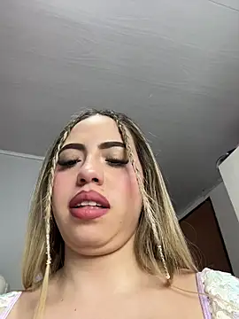 cupcakee  online show from November 2025 07:52:02 PM