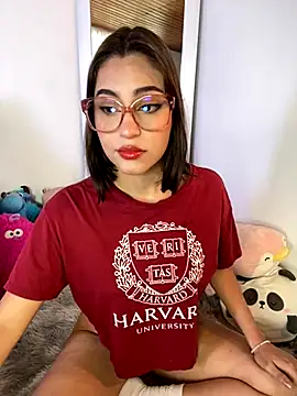 Snapshot of nani_rosse_of chatting on November 2025 06:08:01 PM nani rosse of online show from November 2025 06:08:01 PM