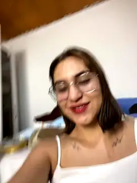 Snapshot of nani_rosse_of chatting on December 2025 11:43:01 PM nani rosse of online show from December 2025 11:43:01 PM