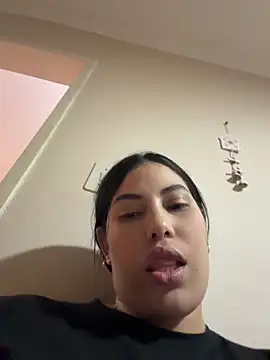 Anna Bitch Disgusting online show from May 2026 07:17:02 AM