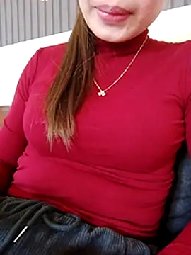 Snapshot of Niss8386 chatting on December 2025 03:56:01 AM Niss8386 online show from December 2025 03:56:01 AM