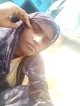 Big Lovexx online show from November 2025 04:11:02 AM