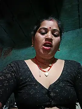 Snapshot of Hot_kamla chatting on July 2026 11:40:01 PM Hot kamla online show from July 2026 11:40:01 PM