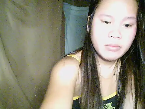 Snapshot of mia_kittykitty chatting on November 2025 06:18:02 PM mia kittykitty online show from November 2025 06:18:02 PM