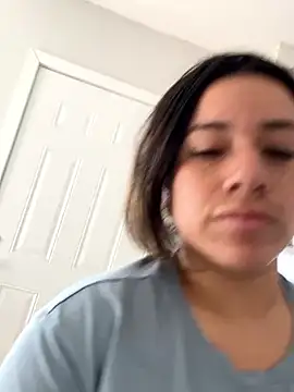 Snapshot of ymfg69 chatting on January 2026 10:13:02 PM ymfg69 online show from January 2026 10:13:02 PM