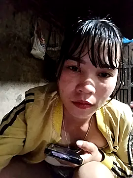 Snapshot of gugu0022 chatting on December 2025 02:15:01 PM gugu0022 online show from December 2025 02:15:01 PM