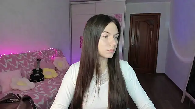 luna lust 212 online show from July 2026 04:18:02 AM