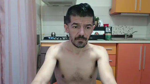 Snapshot of Dale_E chatting on January 2026 06:05:01 AM Dale E online show from January 2026 06:05:01 AM