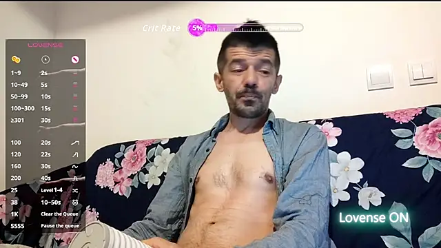 Snapshot of Dale_E chatting on May 2026 02:09:02 AM Dale E online show from May 2026 02:09:02 AM