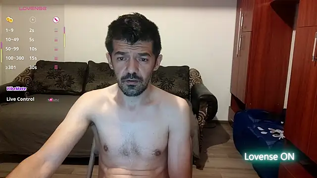 Snapshot of Dale_E chatting on June 2026 10:47:02 PM Dale E online show from June 2026 10:47:02 PM