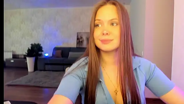 Snapshot of Kira_love_81 chatting on May 2026 12:12:02 PM Kira love 81 online show from May 2026 12:12:02 PM