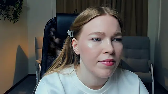 LavetaShiroma online show from November 2025 12:34:01 PM