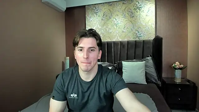 MarkYeti online show from November 2025 09:19:02 AM