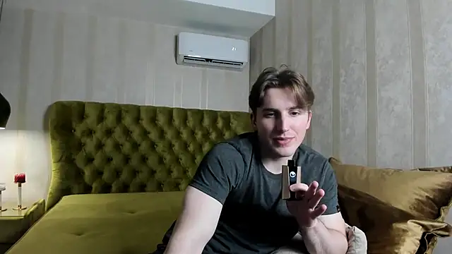 MarkYeti online show from November 2025 01:01:01 PM