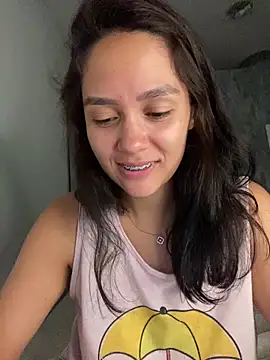 carolsapequinha online show from February 2026 11:58:02 PM