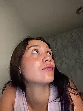 carolsapequinha online show from March 2026 10:31:02 AM