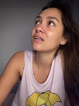 carolsapequinha online show from June 2026 11:01:02 AM