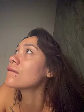 carolsapequinha online show from June 2026 11:46:02 AM