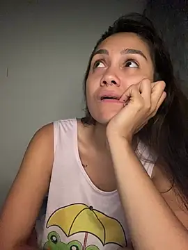 carolsapequinha online show from June 2026 04:48:02 AM