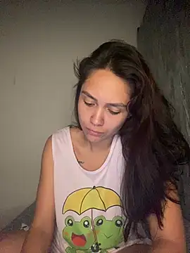 carolsapequinha online show from July 2026 04:30:01 AM
