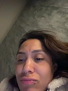 carolsapequinha online show from July 2026 04:21:01 AM