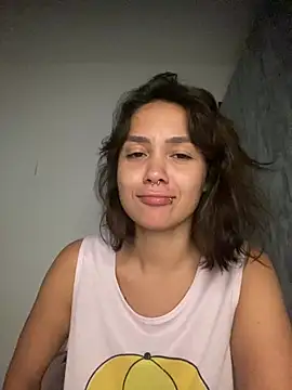 carolsapequinha online show from July 2026 01:43:02 PM
