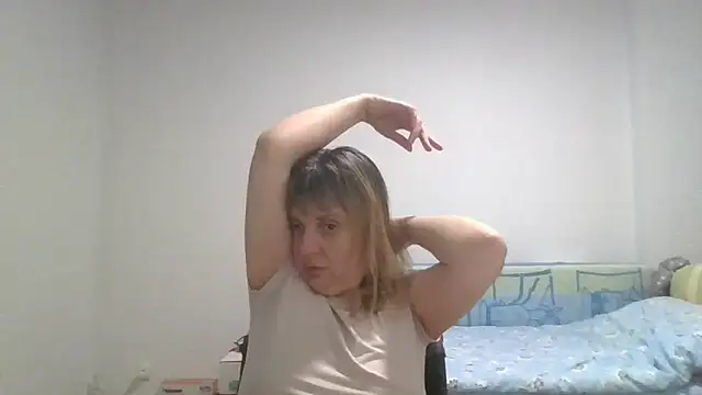 Snapshot of CherieAdair chatting on November 2025 07:40:02 PM CherieAdair online show from November 2025 07:40:02 PM