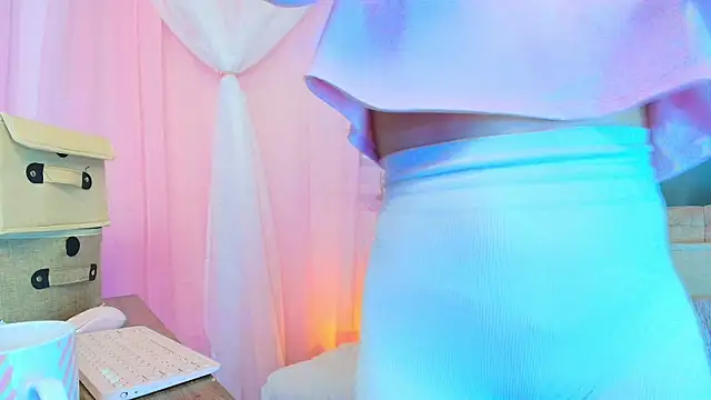 lizzy kane online show from March 2026 08:16:02 PM