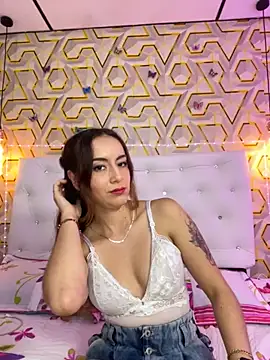 MelanyyJhonson15 online show from November 2025 10:42:02 PM
