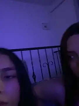 Snapshot of nahoval_dania chatting on November 2025 10:48:01 PM nahoval dania online show from November 2025 10:48:01 PM