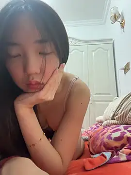 TinyBabe online show from April 2026 02:14:02 PM