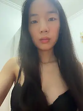 TinyBabe online show from April 2026 02:10:02 PM