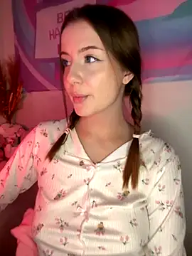 Snapshot of LoKIRAve chatting on November 2025 03:34:01 PM LoKIRAve online show from November 2025 03:34:01 PM