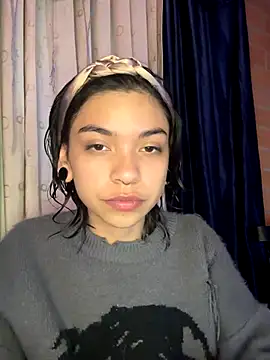 Snapshot of Lily_Sex chatting on December 2025 03:01:02 AM Lily Sex online show from December 2025 03:01:02 AM