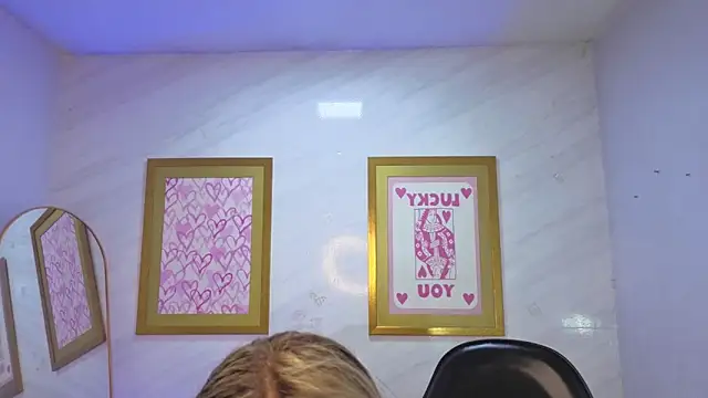 Evy Luxx v online show from March 2026 04:18:01 AM