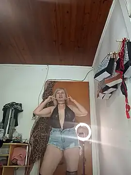 Snapshot of SexyMilf1211 chatting on December 2025 05:18:02 PM SexyMilf1211 online show from December 2025 05:18:02 PM