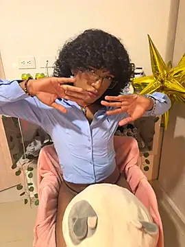 FemboyCarti online show from November 2025 04:44:02 AM